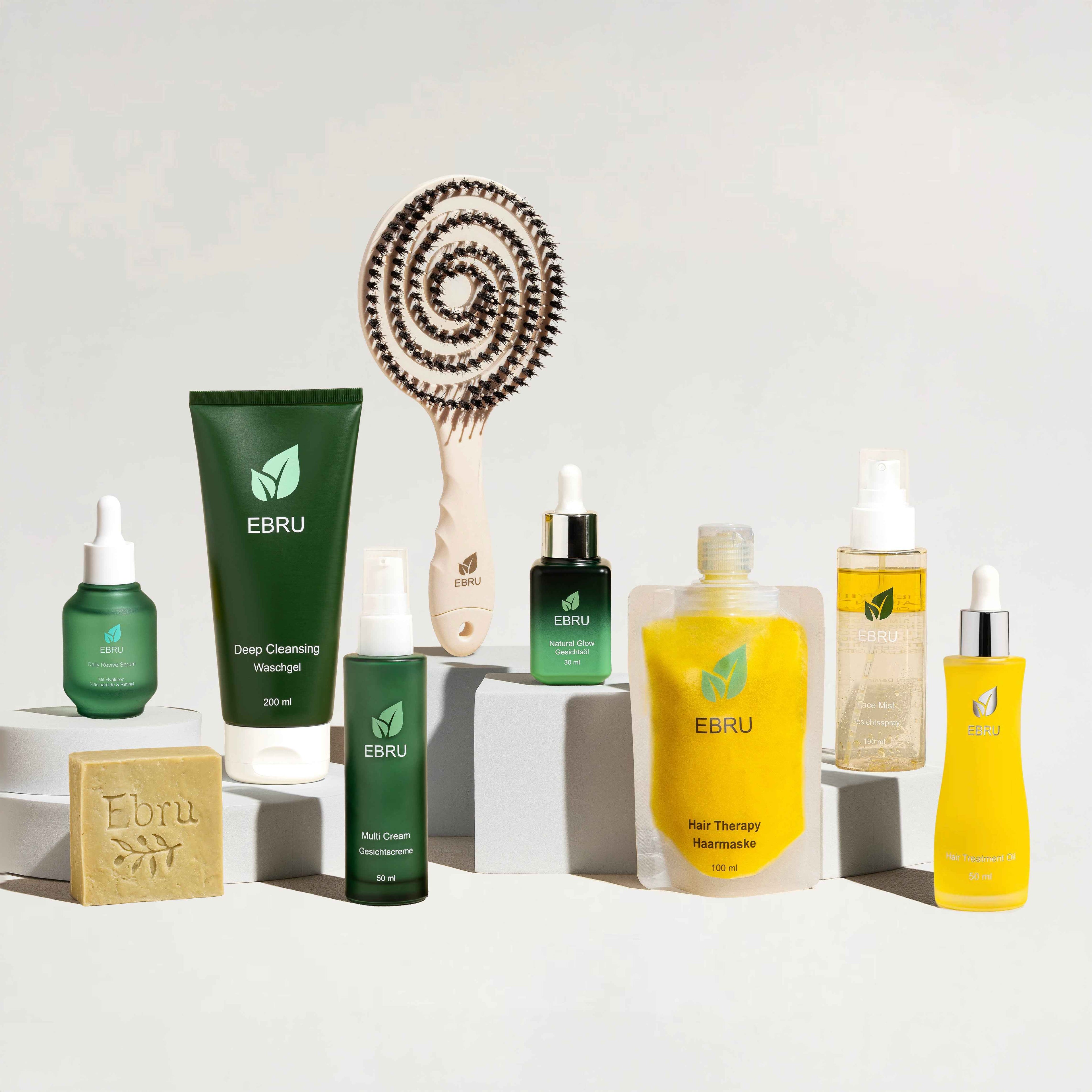 All in One Set mit beiger Haarbürste