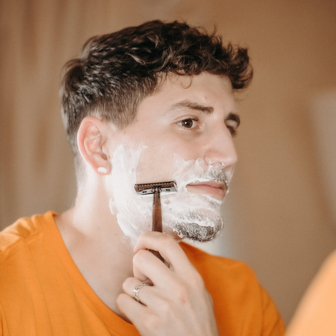 Rasierhobel Brownie + Rasierständer + 5 Klingen