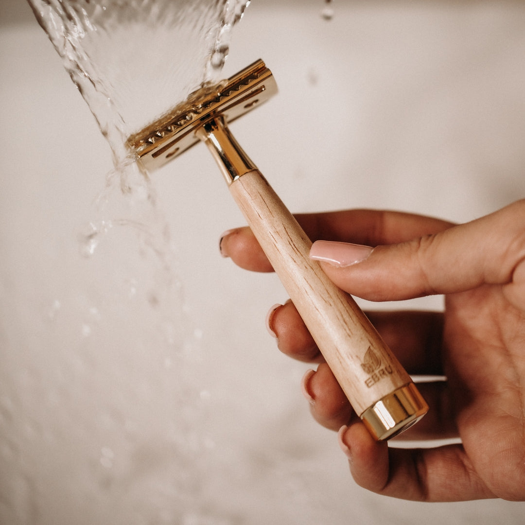 Rasierhobel Blondie + Rasierständer + 5 Klingen